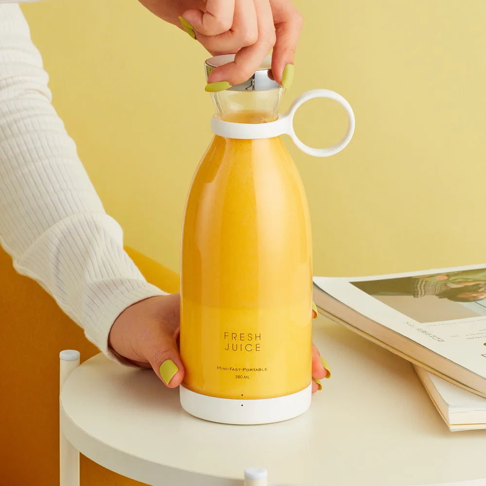 Zoeydam Portable Electric Juicer Blender USB Mini Fruit Mixer
